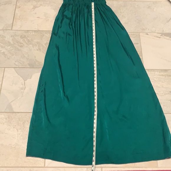 TEA AND HONEY EMERALD GREEN MAXI DRESS - Picture 5 of 8
